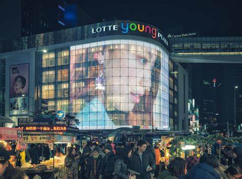 The Status Quo of Outdoor Transparent LED Display